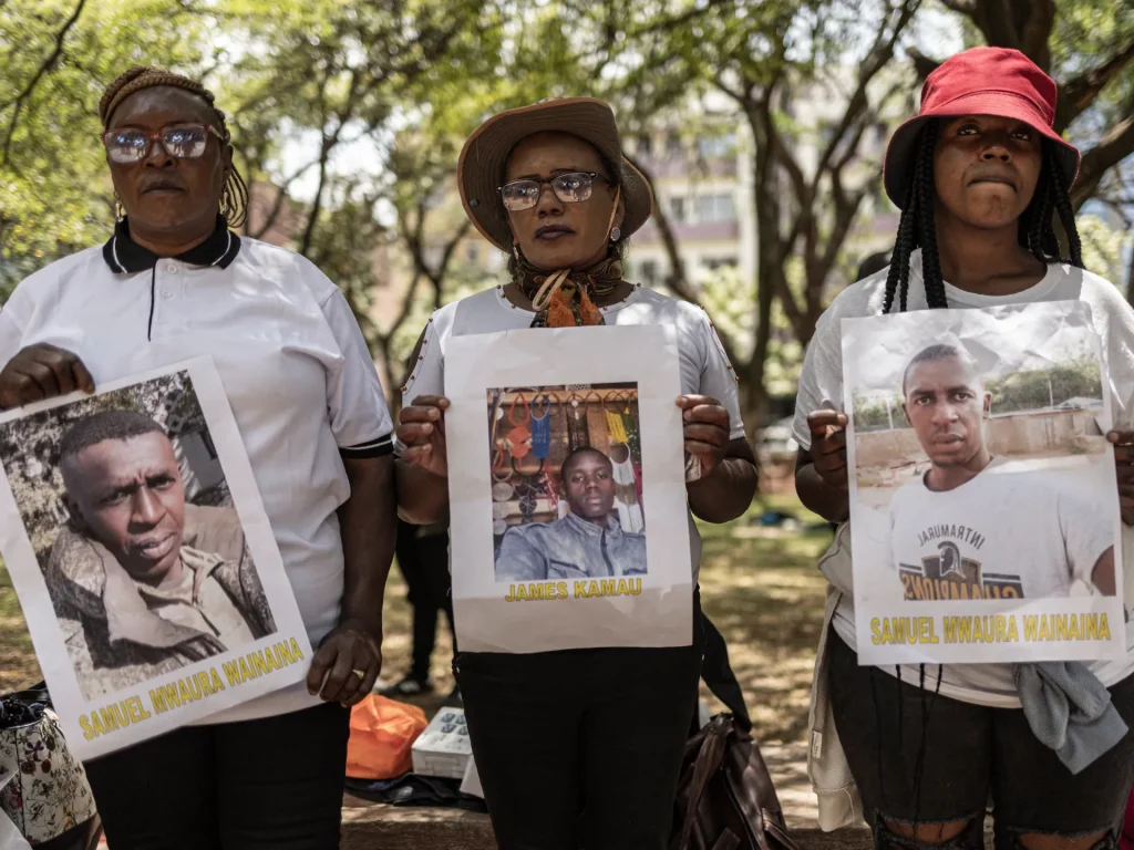 Le famiglie keniane chiedono il ritorno dei propri cari reclutati nell'esercito russo