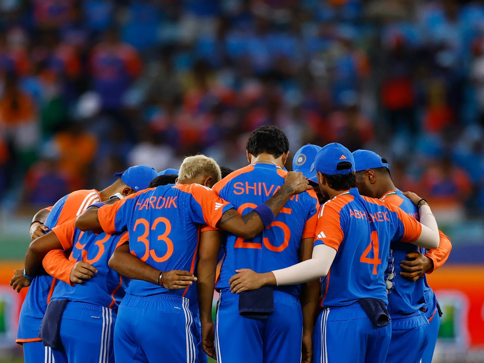 Quali squadre partecipano alla Coppa del Mondo T20 2026 e quali sono le loro squadre?