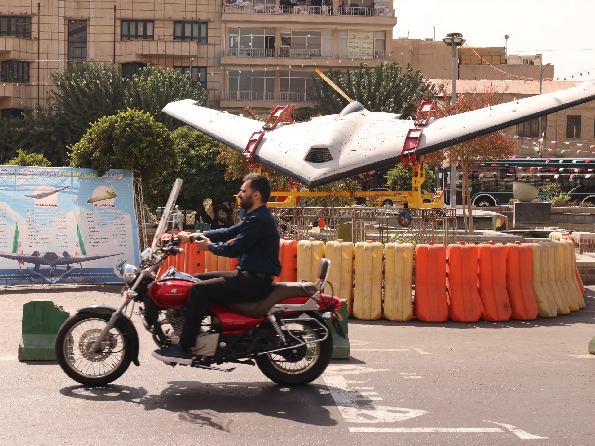 Zelenskyj offre a Mohammed bin Salman l'aiuto dell'Arabia Saudita nel contrastare i droni iraniani