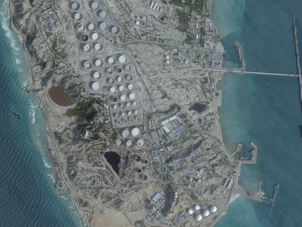 La "perla orfana": all'interno di Kharg, il cuore pulsante dell'impero petrolifero iraniano