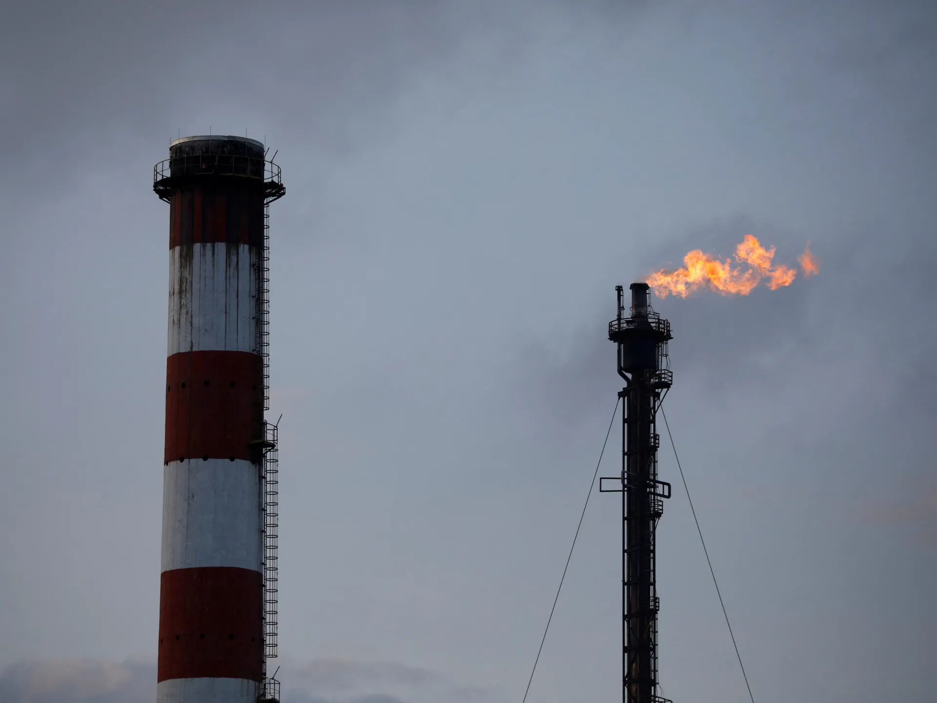 L’AIE tiene colloqui mentre gli Stati membri meditano sulla liberazione delle riserve petrolifere nel mezzo della guerra con l’Iran