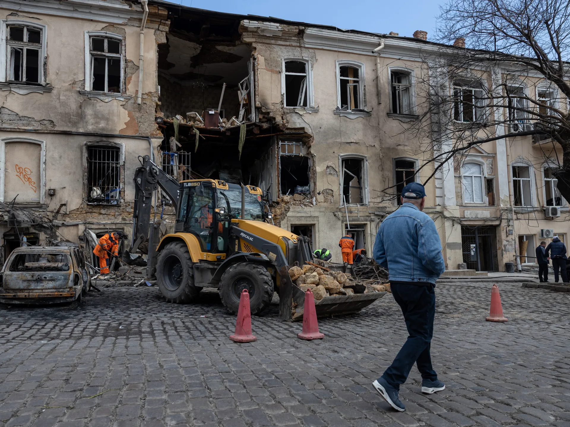 Gli attacchi tra Russia e Ucraina hanno messo fuori uso più di mezzo milione di energia elettrica