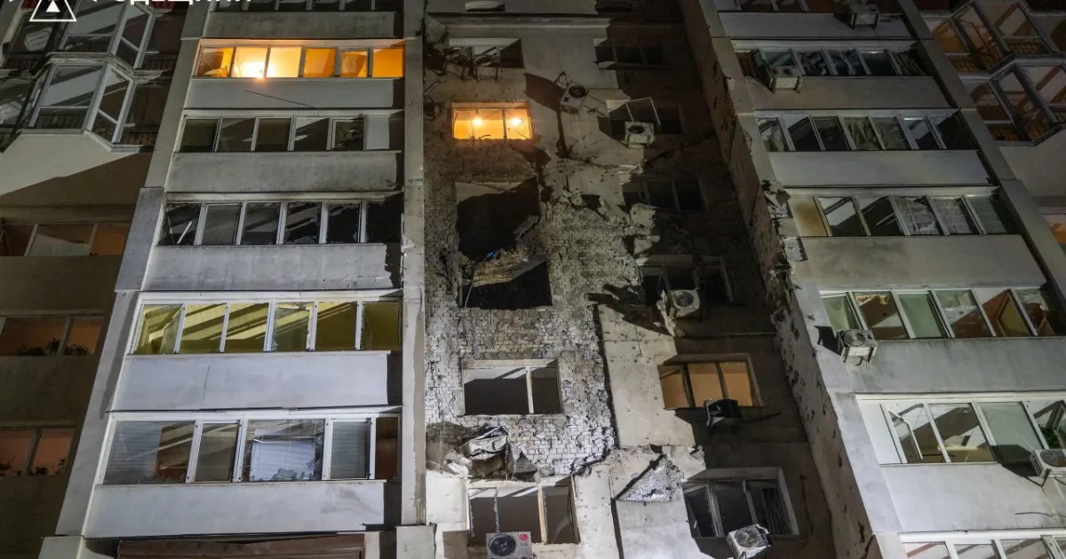 Gli attacchi russi contro l'Ucraina uccidono 4 persone mentre l'accordo per porre fine alla guerra si affievolisce