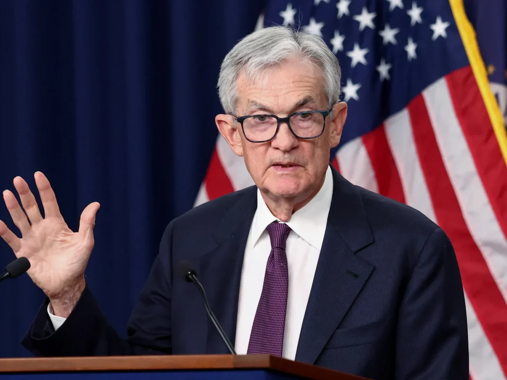 La Fed americana mantiene i tassi di interesse stabili in un contesto di incertezza economica e guerra con l’Iran