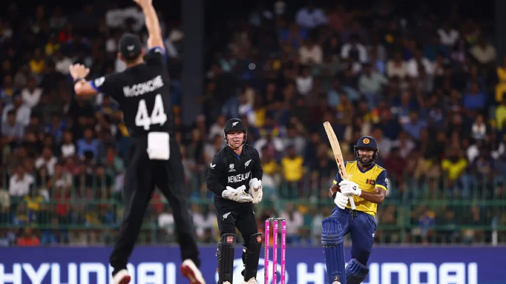 La Nuova Zelanda lotta per eliminare lo Sri Lanka dalla Coppa del Mondo T20