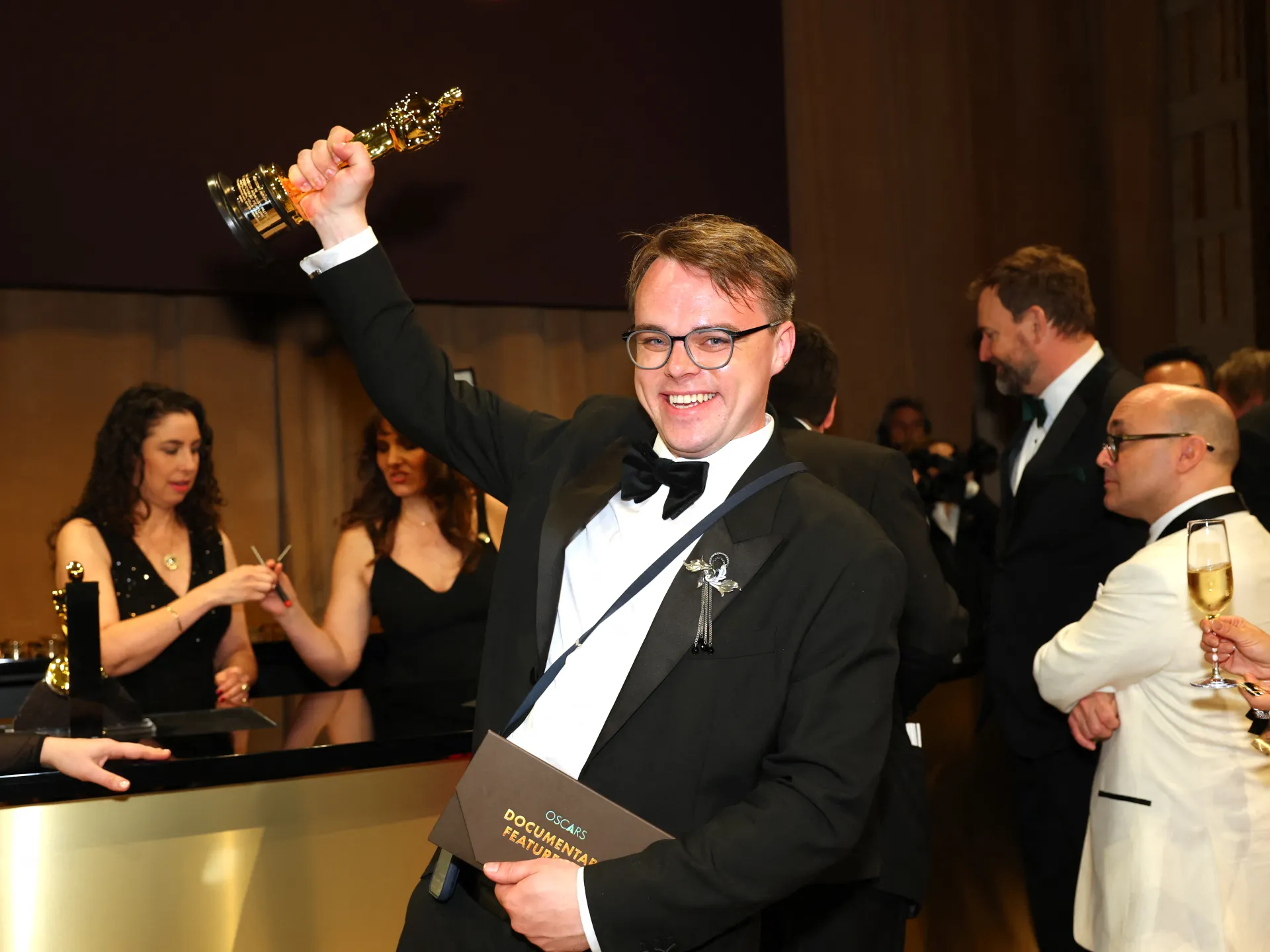 La Russia dichiara il protagonista del documentario premio Oscar un "agente straniero"