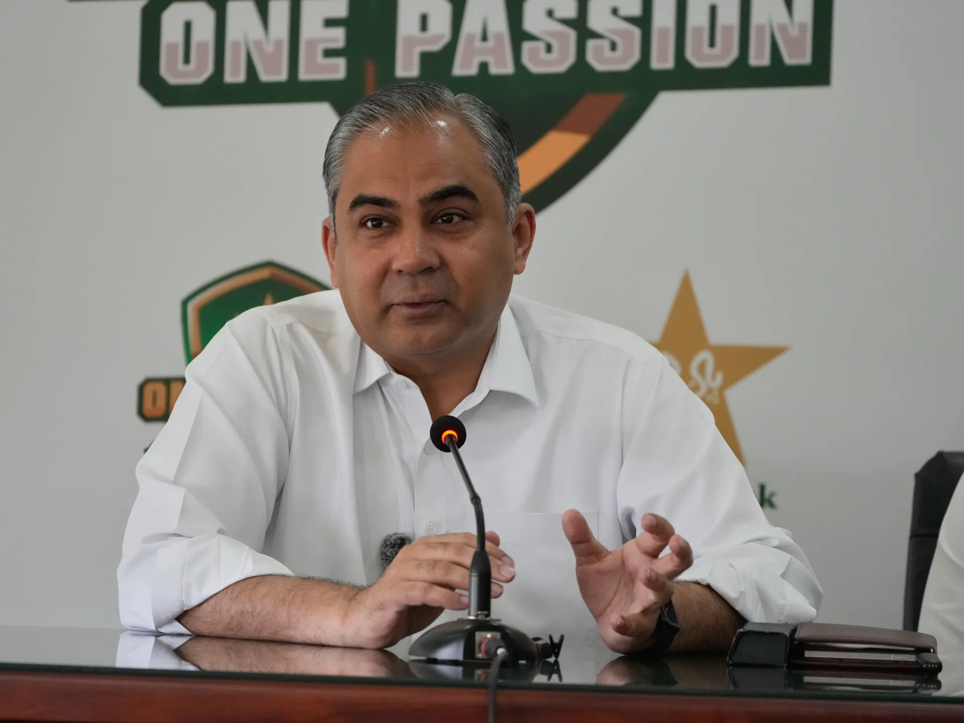 La lega di cricket pakistana T20 si terrà in stadi vuoti nel mezzo della crisi petrolifera