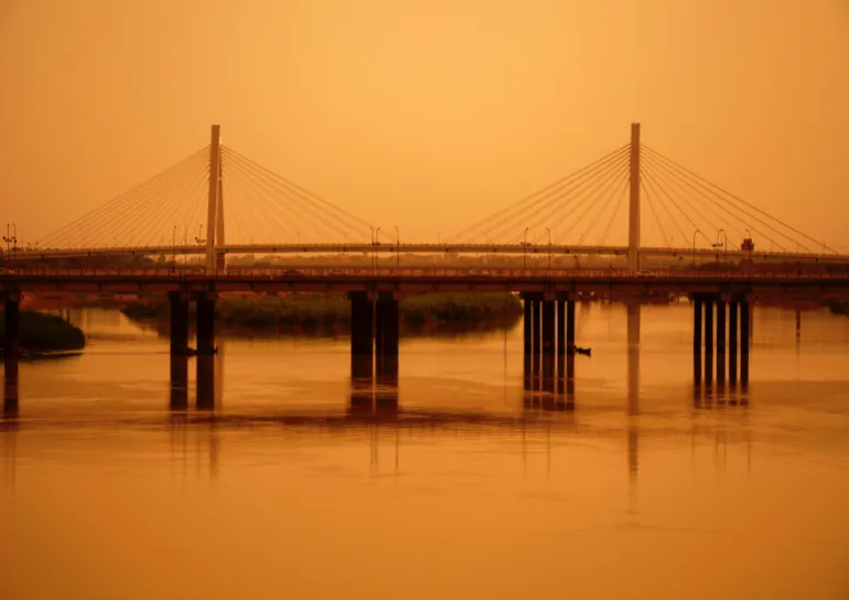 Foto che mostra i piloni a forma di A del ponte Ghadir ad Ahvaz [Courtesy of Creative Commons]