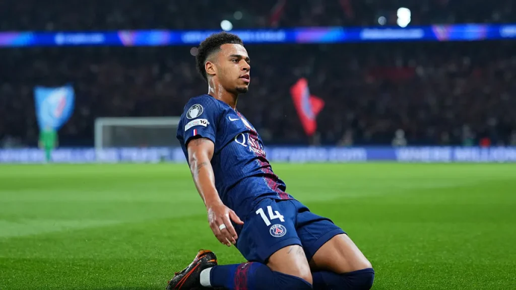 Il PSG batte il Liverpool mentre la difesa della Champions League mantiene il passo