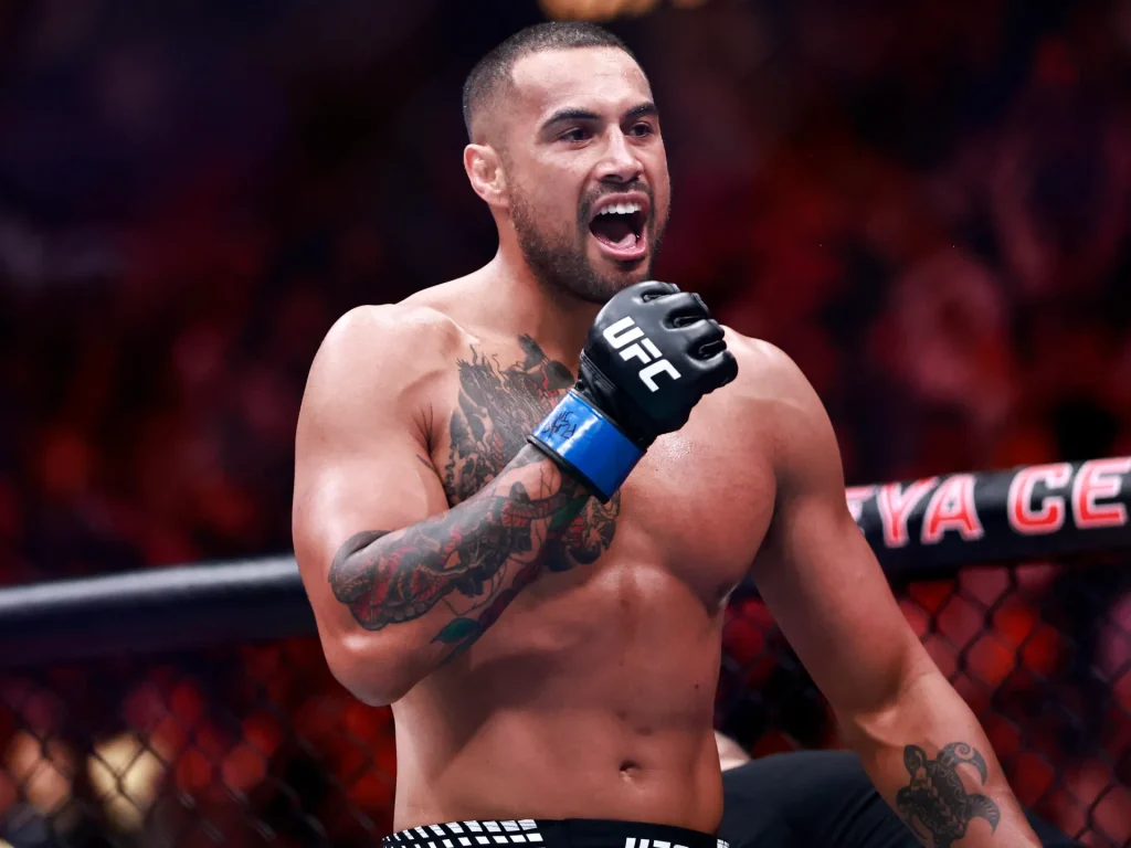 UFC 327: Ulberg vince la cintura dei pesi massimi leggeri per KO davanti a Trump