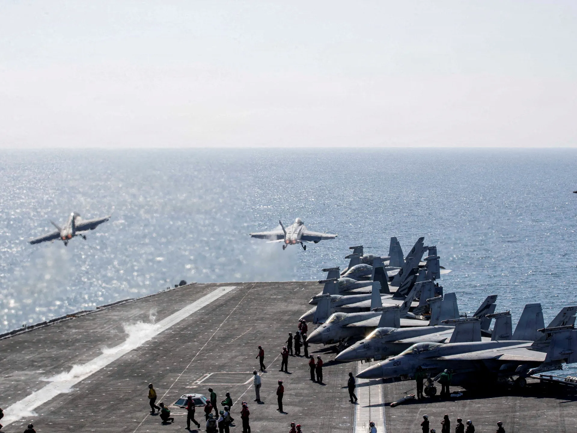 L’esercito americano afferma che il blocco dei porti iraniani blocca “completamente” il commercio economico