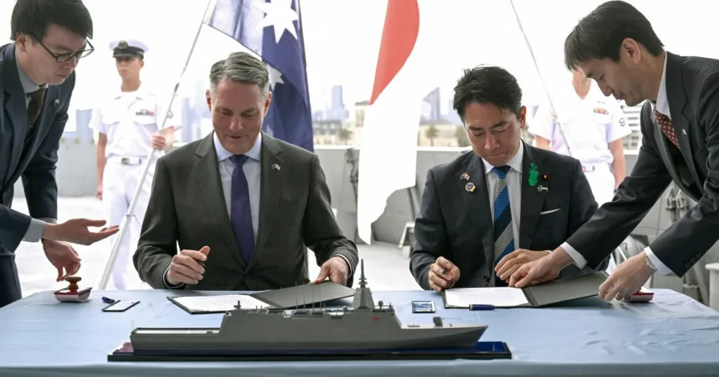 Australia e Giappone firmano contratti per navi da guerra da 7 miliardi di dollari