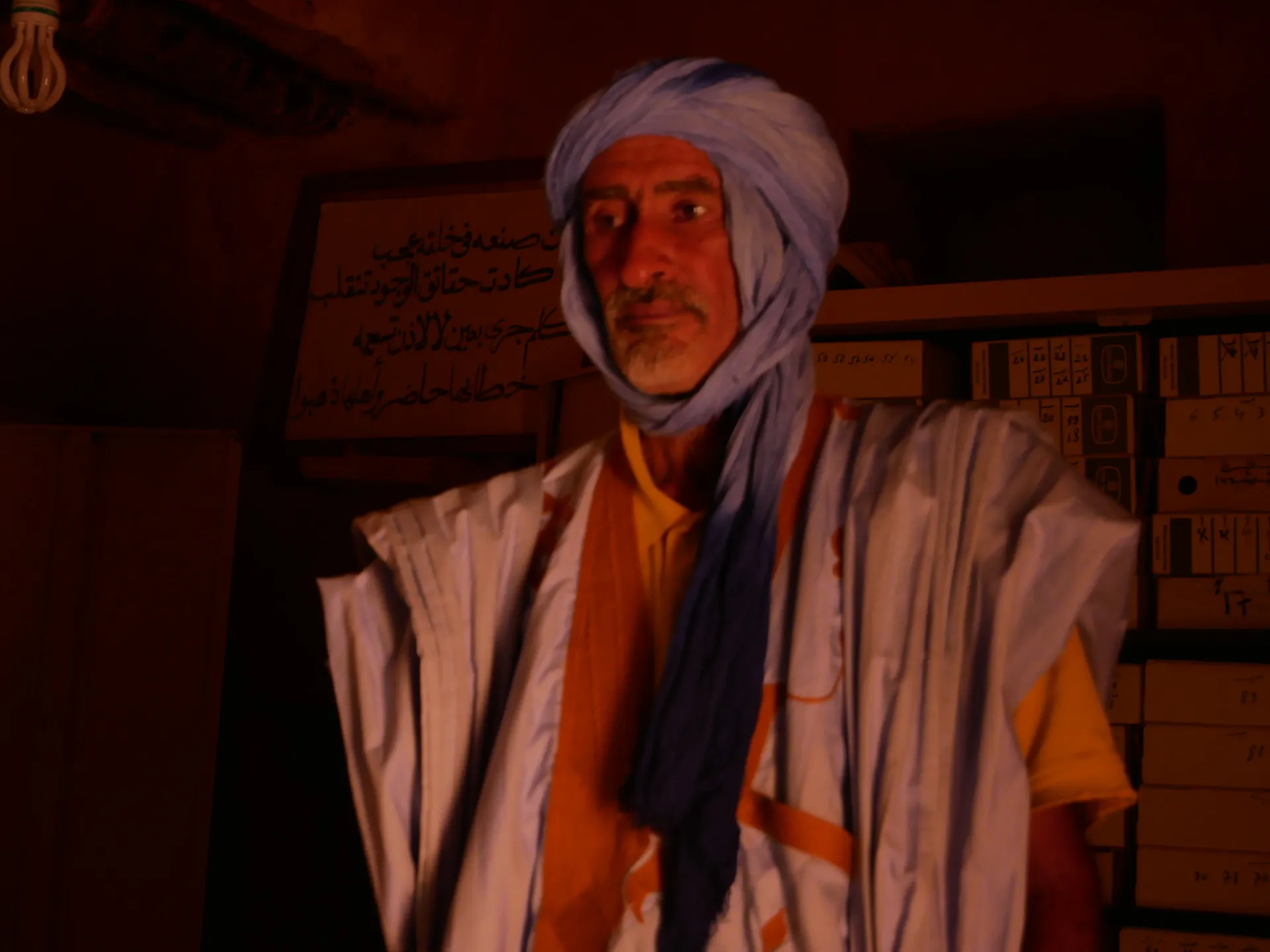 "Devo proteggerli": l'uomo che custodisce i rari libri islamici della Mauritania