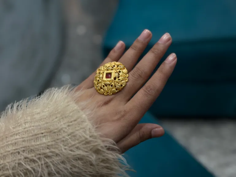 L’aumento del costo dell’oro sta cambiando i matrimoni dell’Asia meridionale