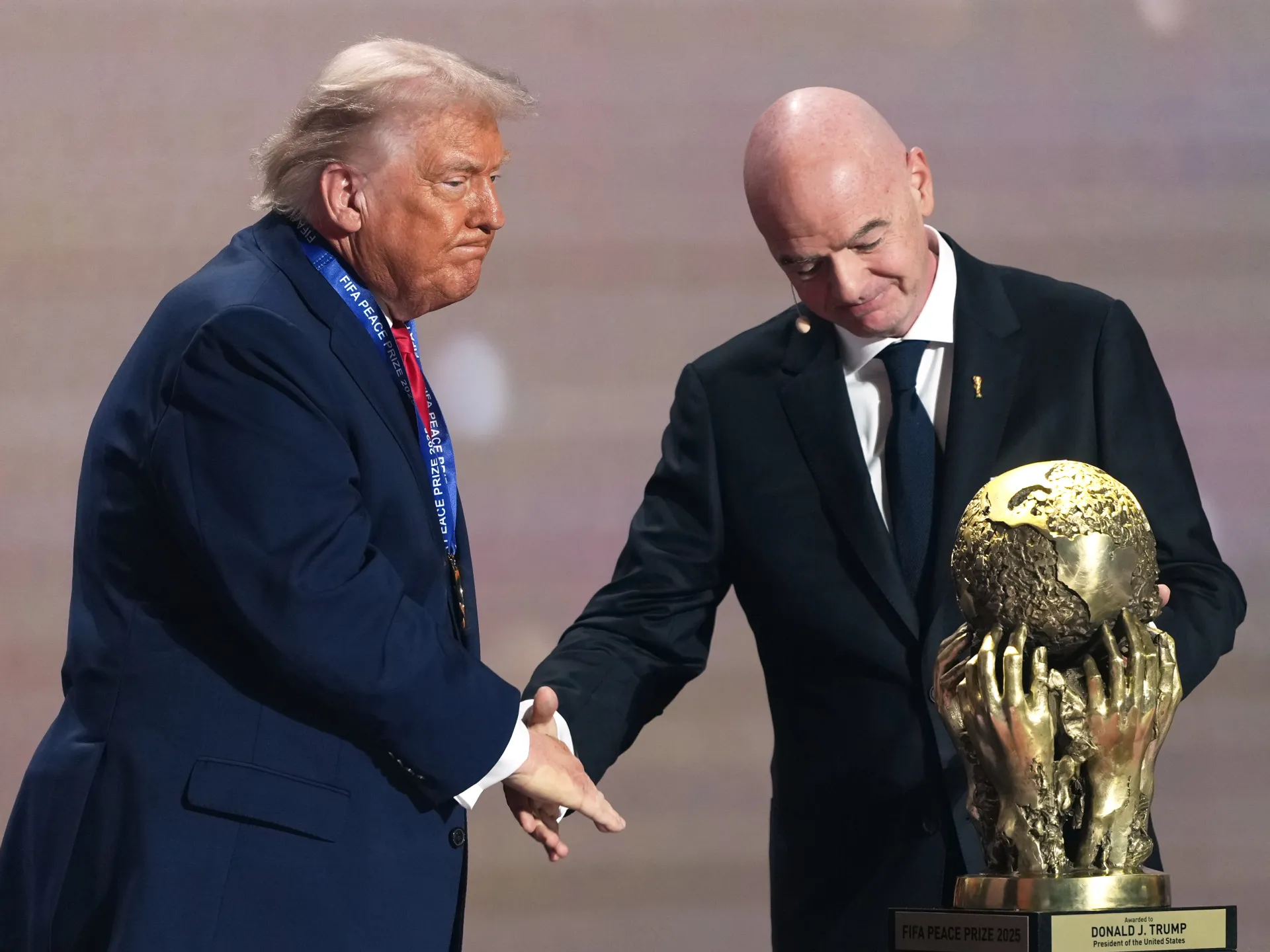 Coppa del Mondo 2026: il capo della FIFA Infantino difende prezzi e biglietti negli Stati Uniti