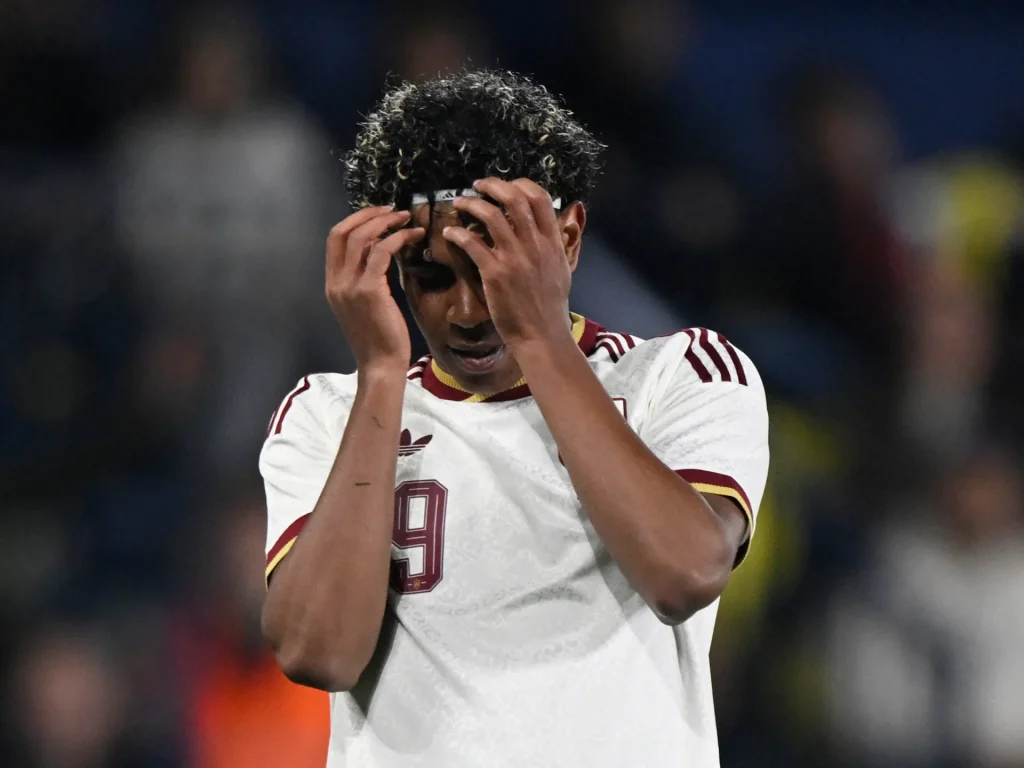 L'allenatore del Real Madrid insiste che la Spagna "non è razzista" nonostante i cori islamofobici