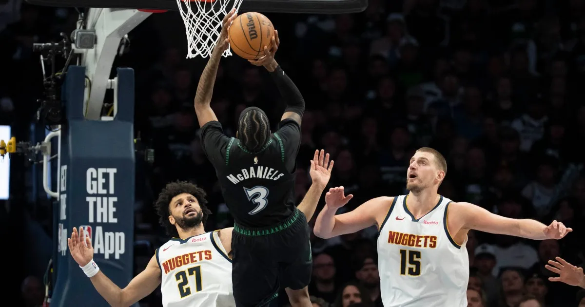 I Timberwolves eliminano i Nuggets mentre i Knicks demoliscono gli Hawks nei playoff NBA