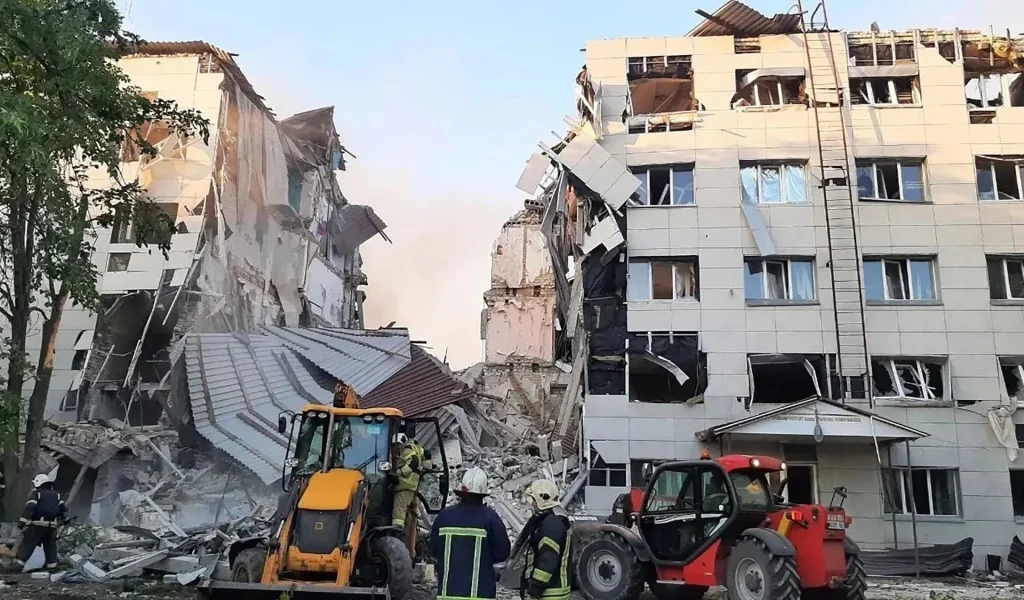 La Russia definisce l’attacco ucraino a Lugansk occupata un “crimine mostruoso”