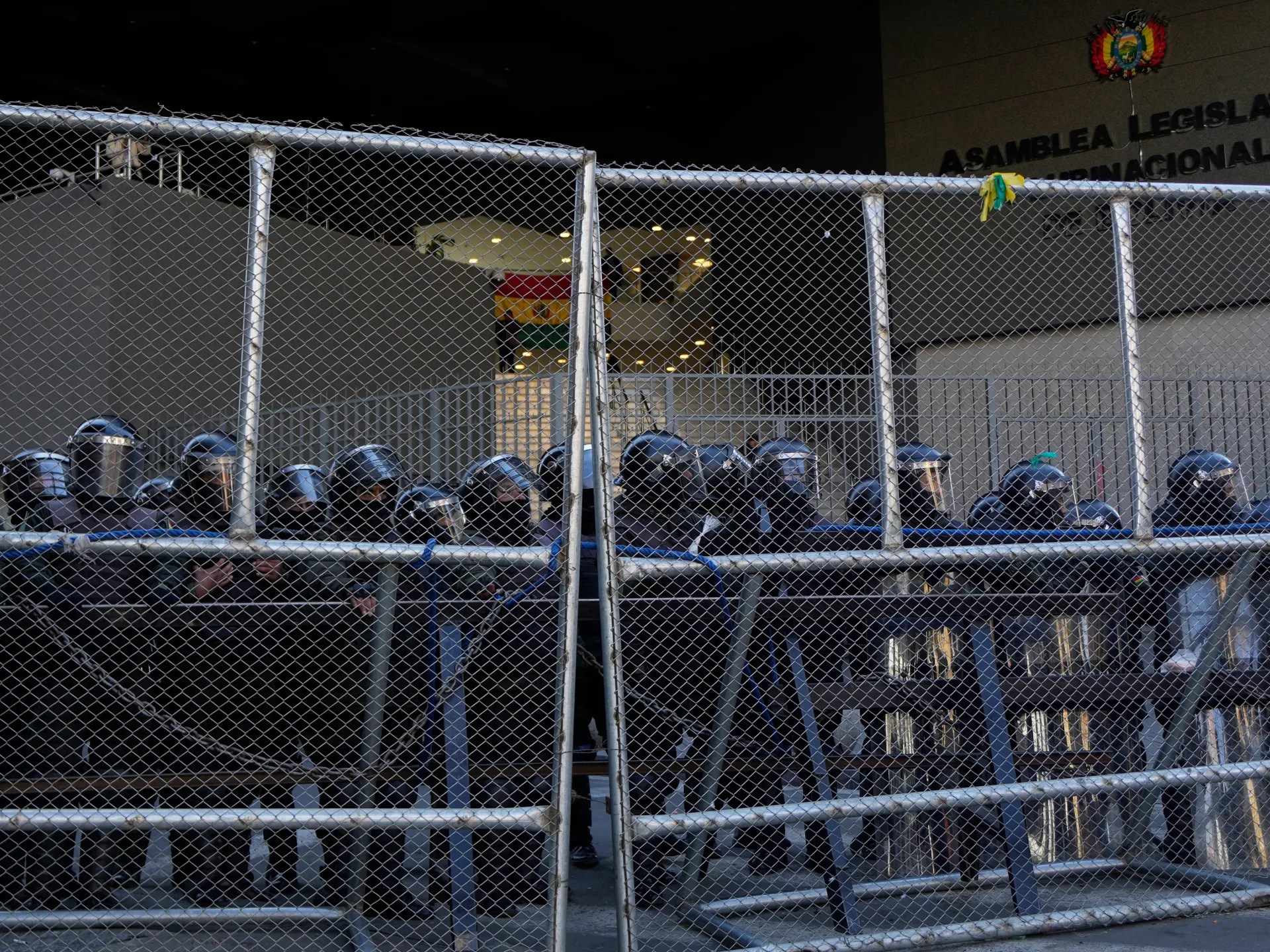 Bolivia in crisi: aumentano i disordini sociali e le richieste di dimissioni del presidente