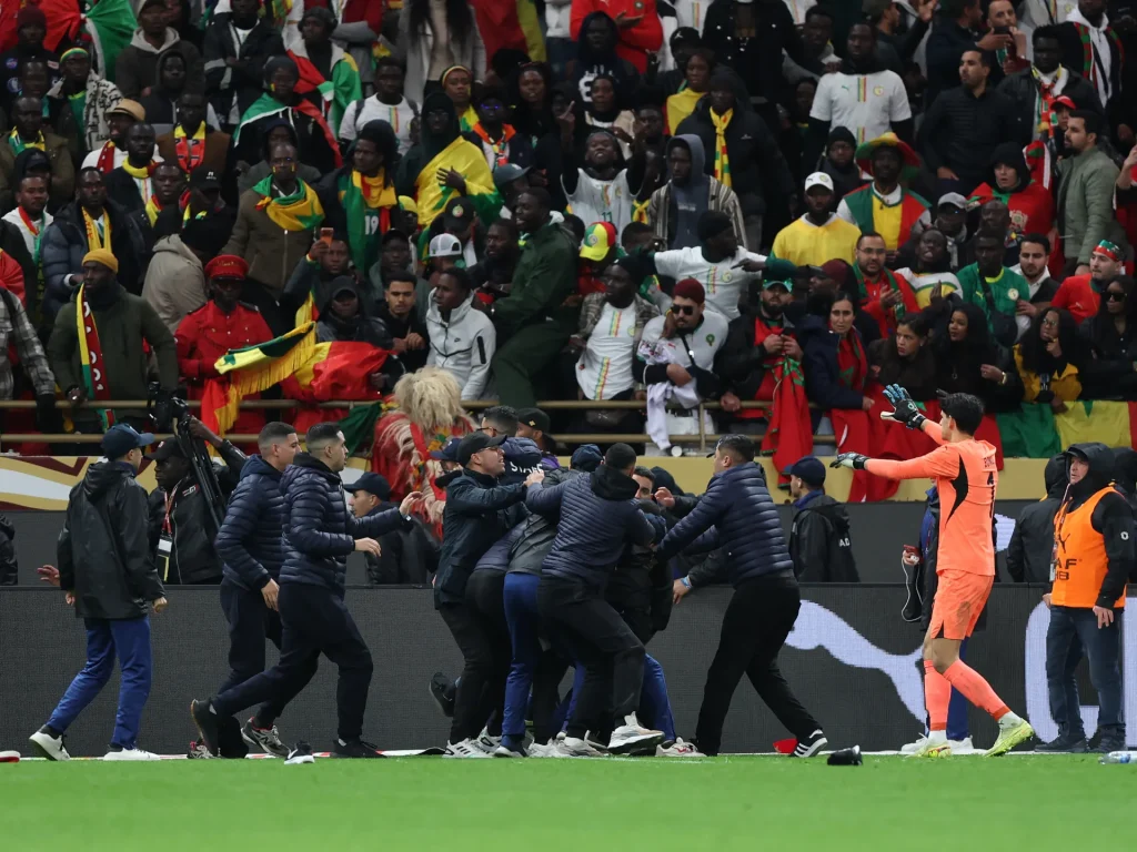 Il re del Marocco grazia i tifosi senegalesi incarcerati durante la finale dell'AFCON