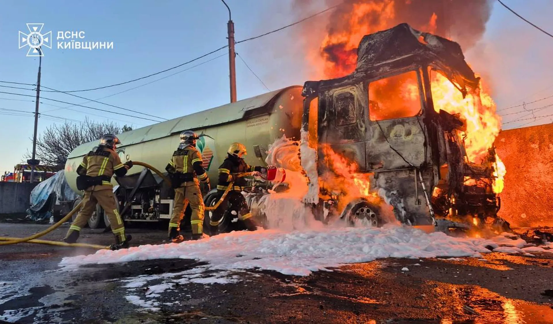 Attacchi russi uccidono 22 persone in Ucraina prima del cessate il fuoco annunciato da Kiev