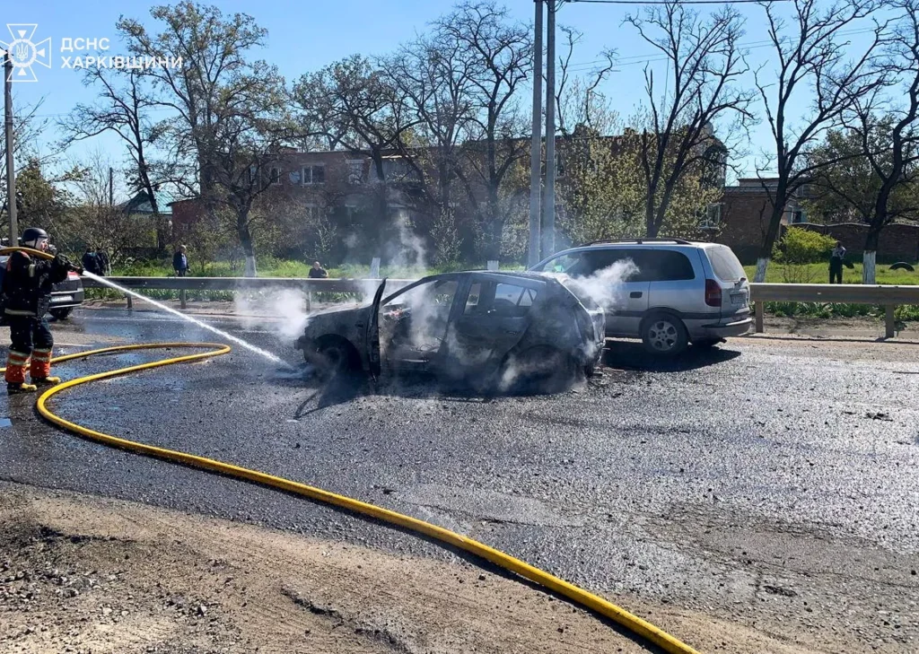 Attacchi russi uccidono almeno otto persone in Ucraina, i droni colpiscono Mosca