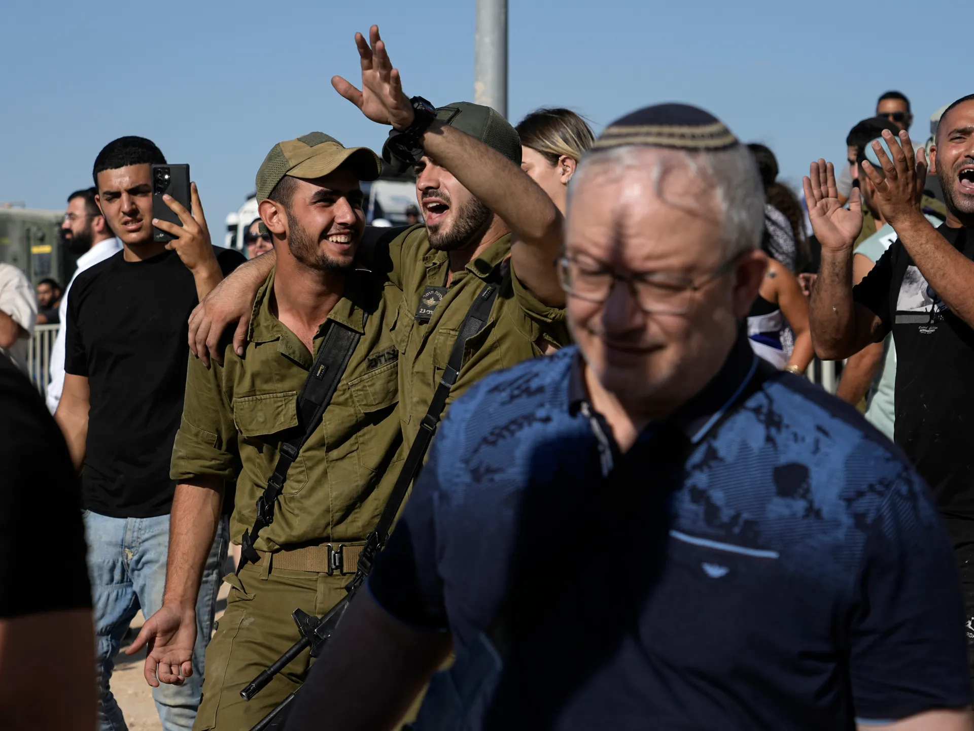 Israele non “spara e piange” più