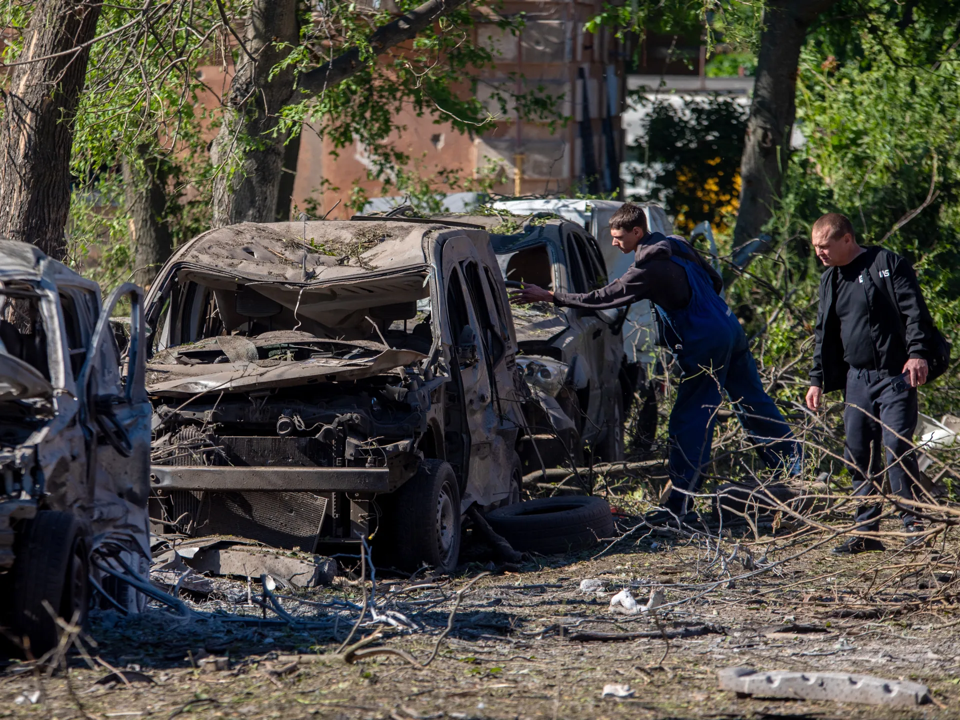 Attacco di droni in Ucraina uccide 7 persone nel territorio controllato dalla Russia in una nuova escalation