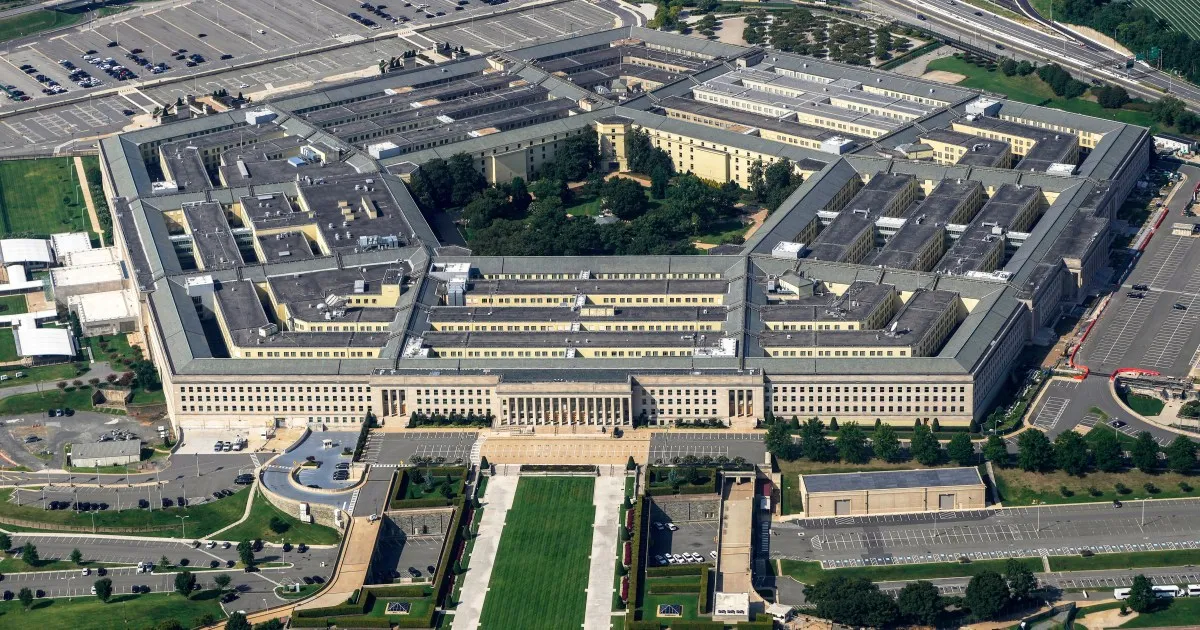 Il Dipartimento della Difesa americano esclude i giornalisti dal suo ufficio stampa