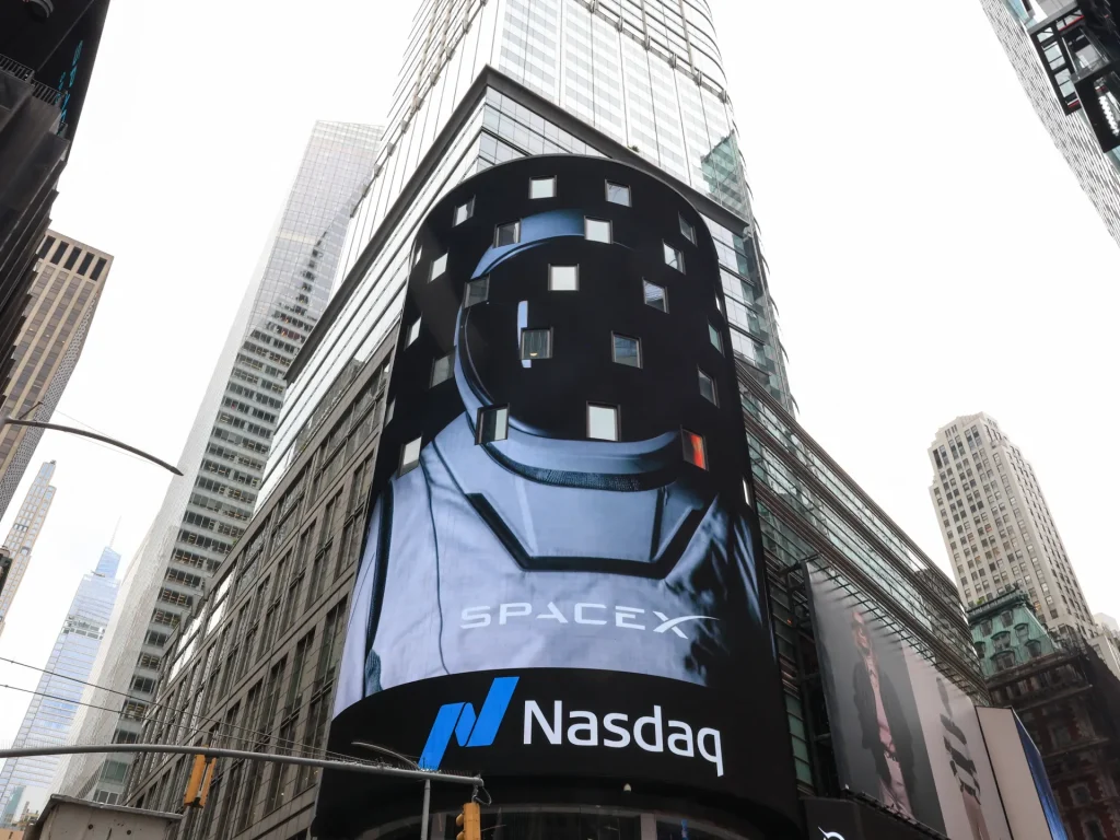 L'IPO di SpaceX debutta nei mercati statunitensi, Musk diventa il primo trilionario al mondo