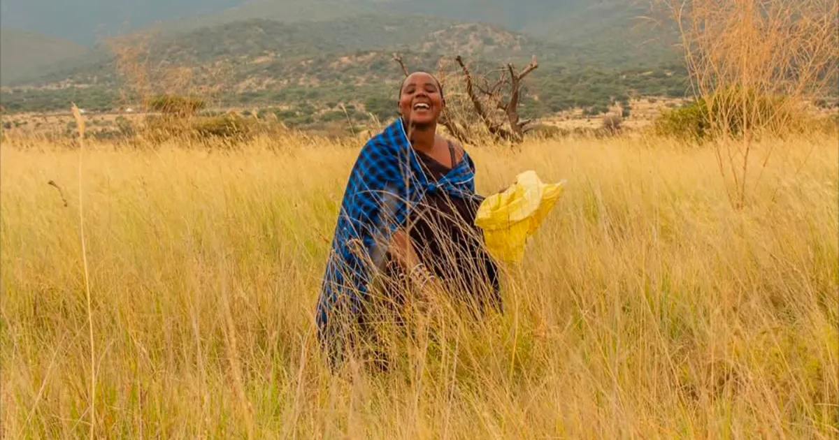 Le donne Masai trasformano la siccità in reddito attraverso la coltivazione di foraggio in Tanzania