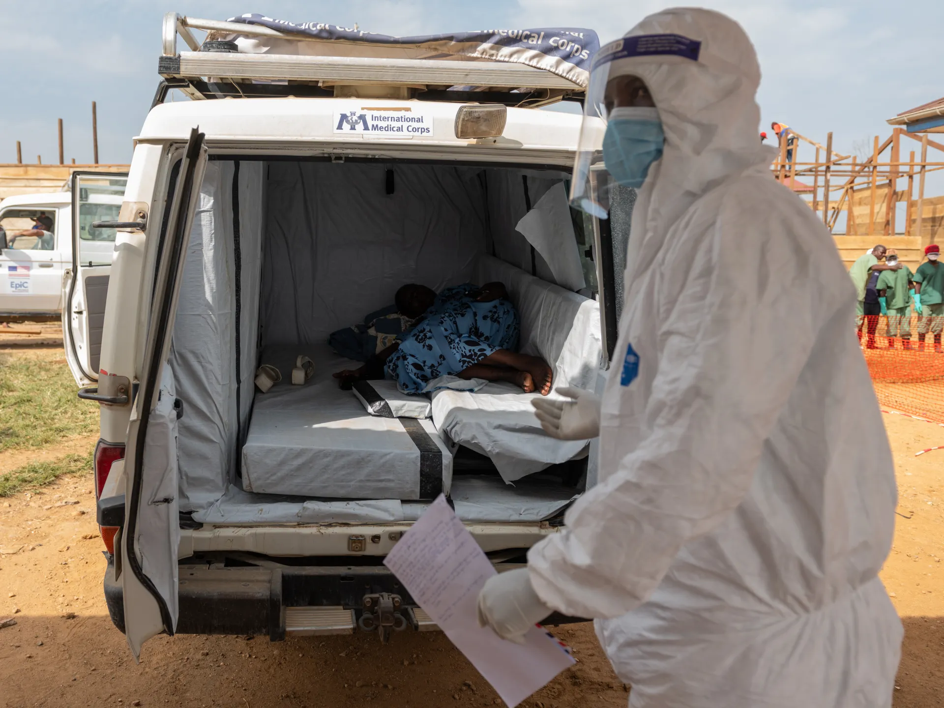 Perché gli esperti avvertono che l’ultima epidemia di Ebola potrebbe essere “la peggiore mai vista”?