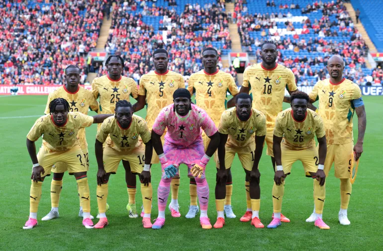 I giocatori del Ghana posano per una foto di gruppo prima della partita