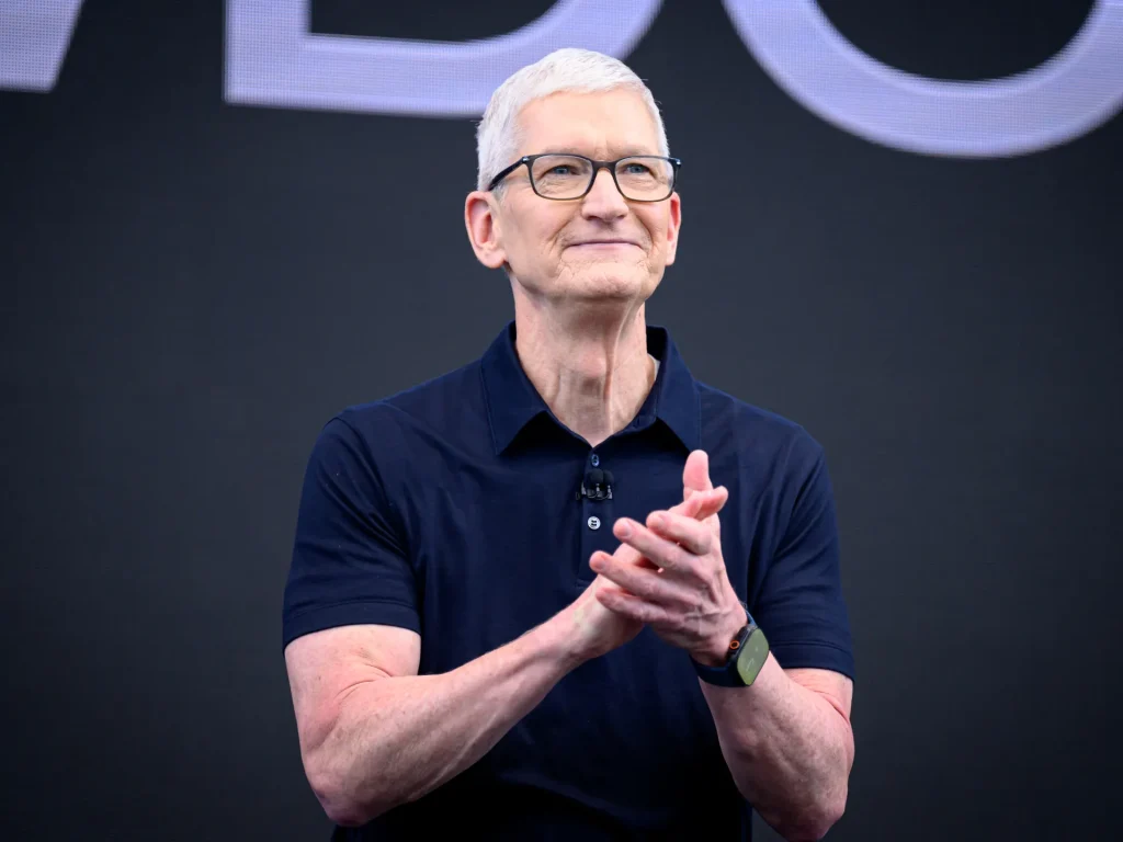 Il CEO di Apple avverte che l’aumento dei prezzi è “inevitabile” nel contesto del boom dell’intelligenza artificiale