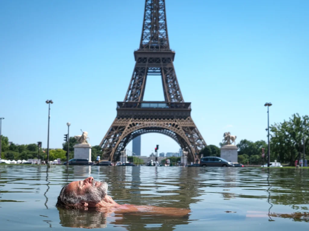 L’Europa affronta un’altra giornata di caldo estremo dopo che sono stati stabiliti altri record di temperatura