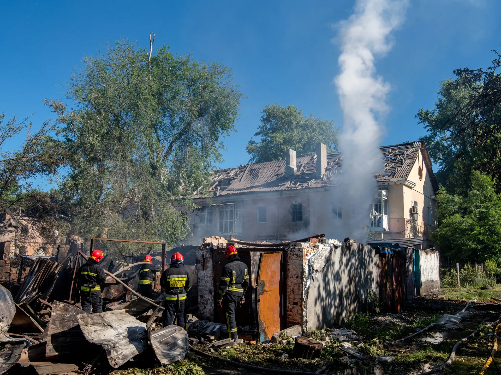 La Russia uccide 12 persone in Ucraina mentre Kiev piange 707 bambini uccisi dal 2022