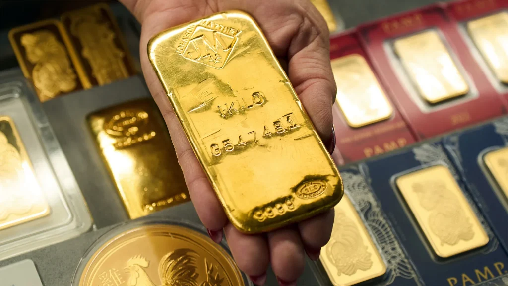 Perché il prezzo dell’oro tende al ribasso?