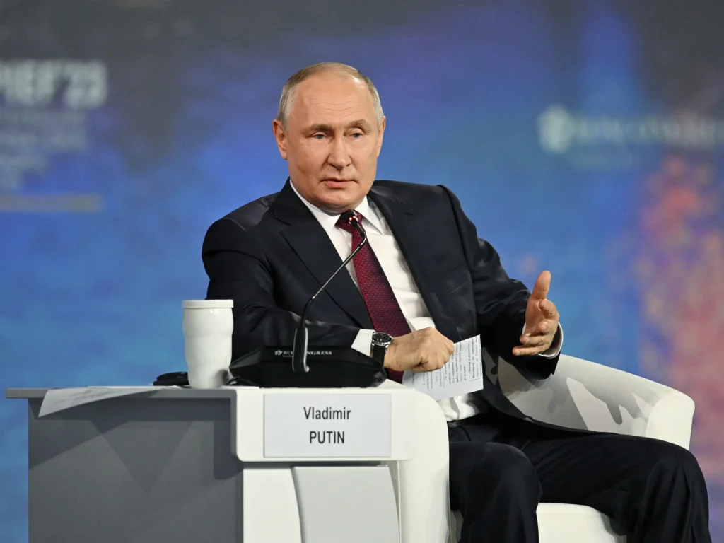 Qual è il forum di San Pietroburgo, l'apertura economica di Putin al mondo?