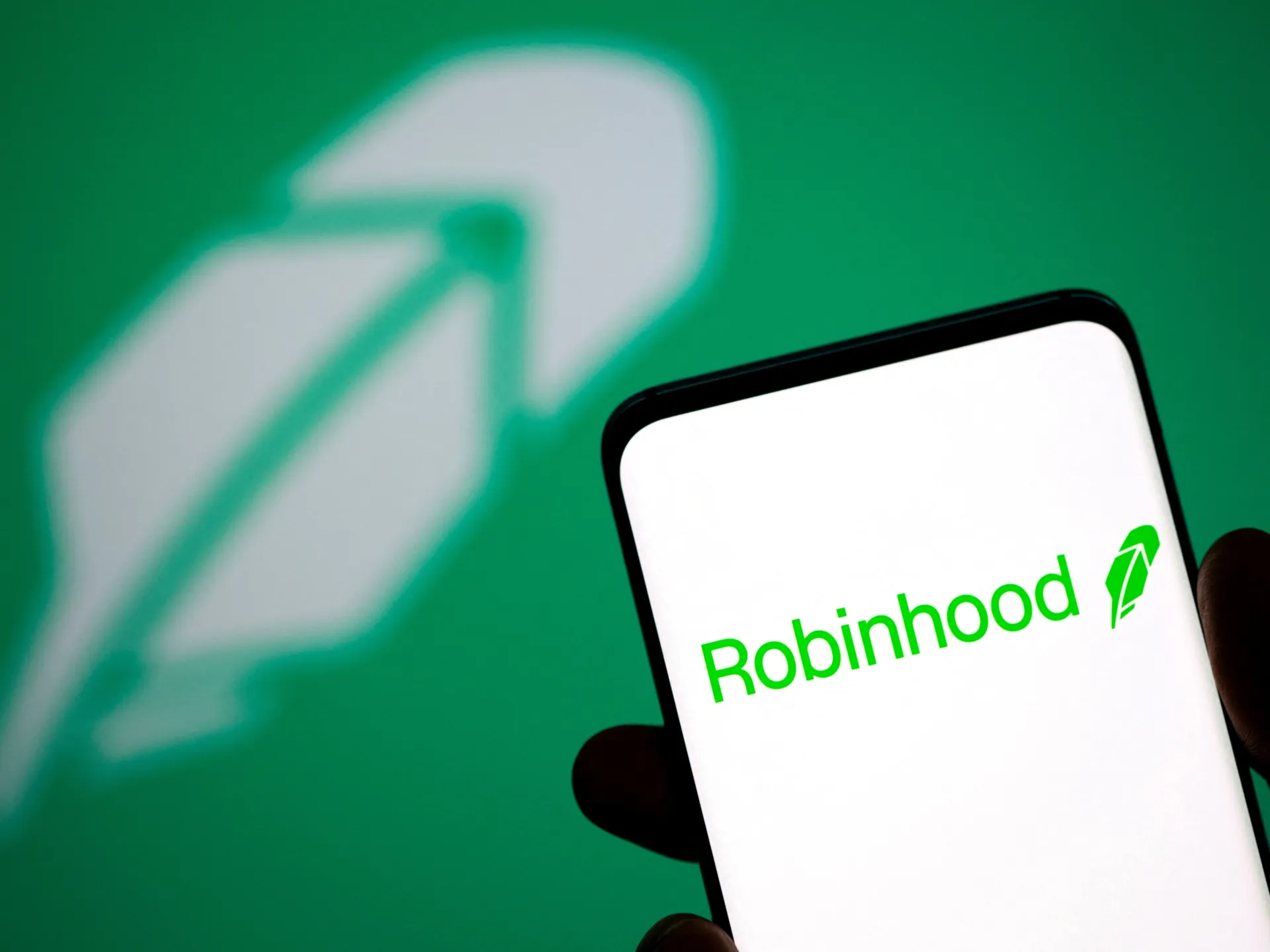Robinhood taglia la forza lavoro del 10% nel contesto della ristrutturazione