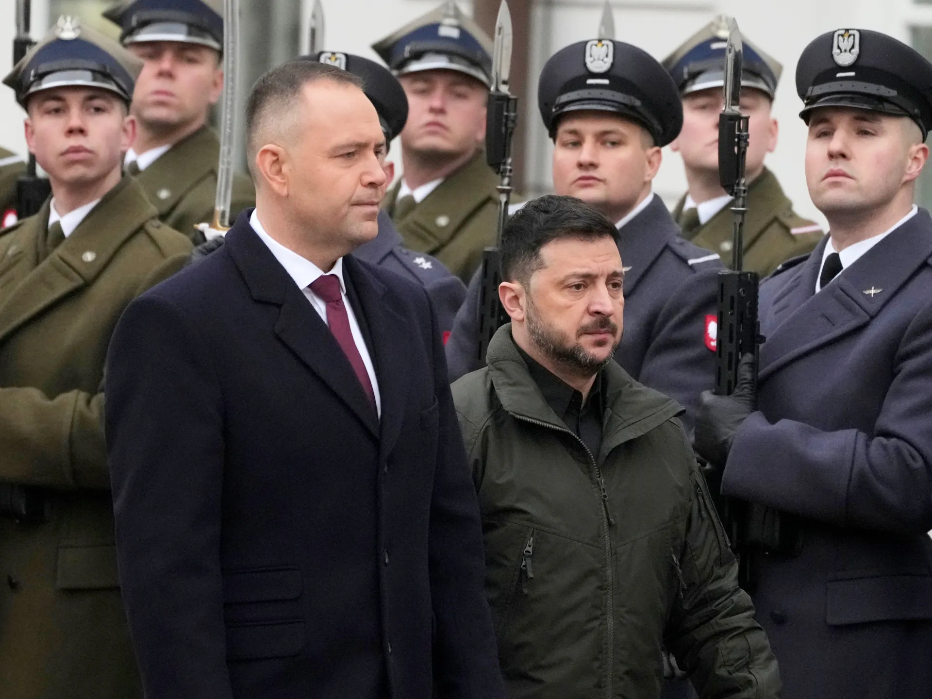 Zelenskyj e gli alti funzionari ucraini restituiscono i premi polacchi nella disputa della Seconda Guerra Mondiale