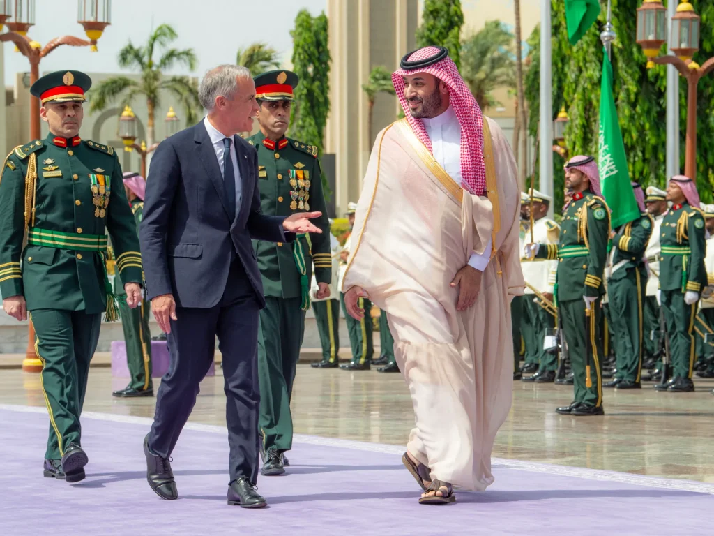 Il primo ministro canadese visita l'Arabia Saudita per rafforzare i partenariati energetici e minerari