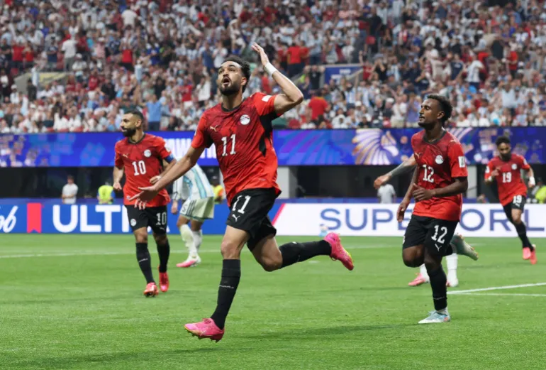 Calcio Calcio - Coppa del mondo FIFA 2026 - turno di 16 - Argentina contro Egitto - Atlanta Stadium, Atlanta, Georgia, USA - 7 luglio 2026 Mostafa Zico in Egitto celebra il suo secondo gol REUTERS/Paul Childs