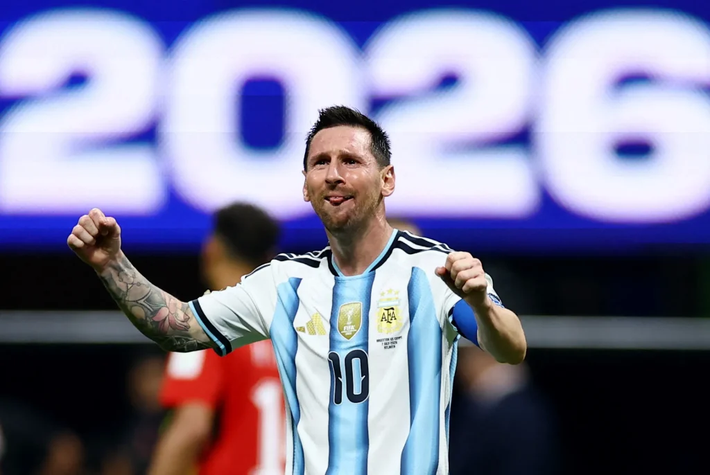 L'Argentina affronta una splendida rimonta nel finale e batte l'Egitto agli ottavi di Coppa del Mondo