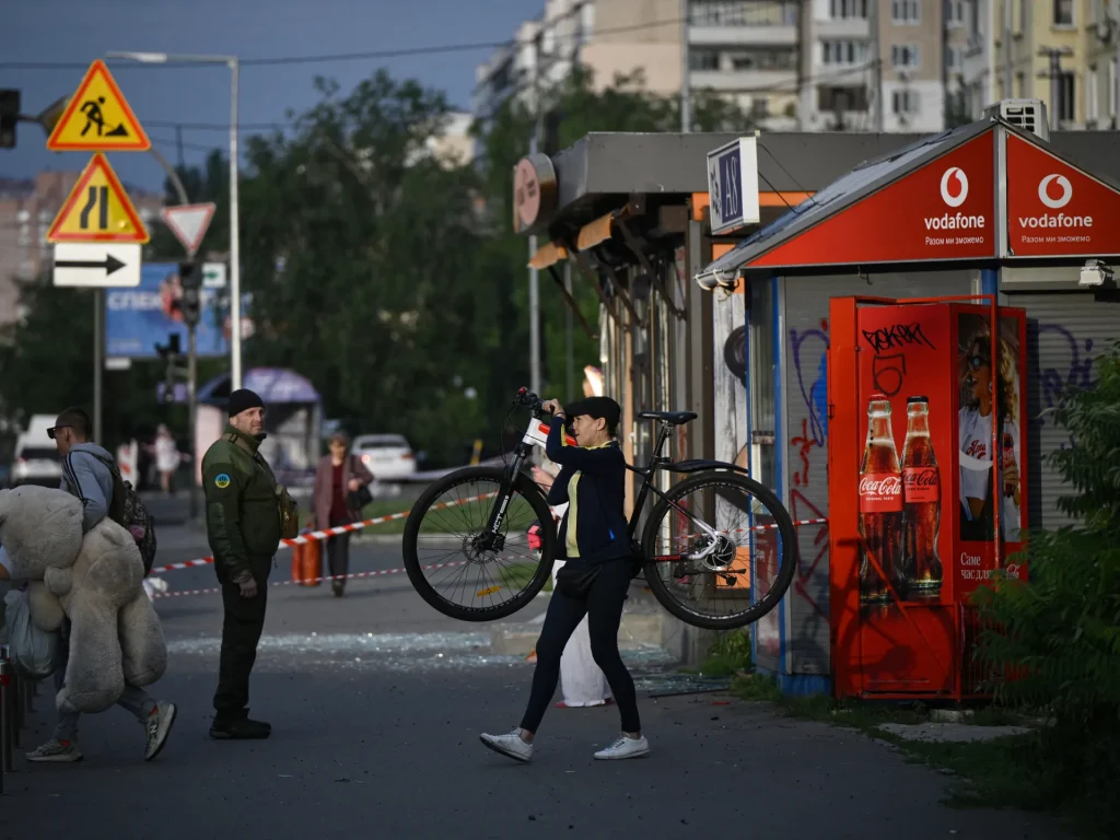 Nove morti mentre Russia e Ucraina si scambiano droni e missili