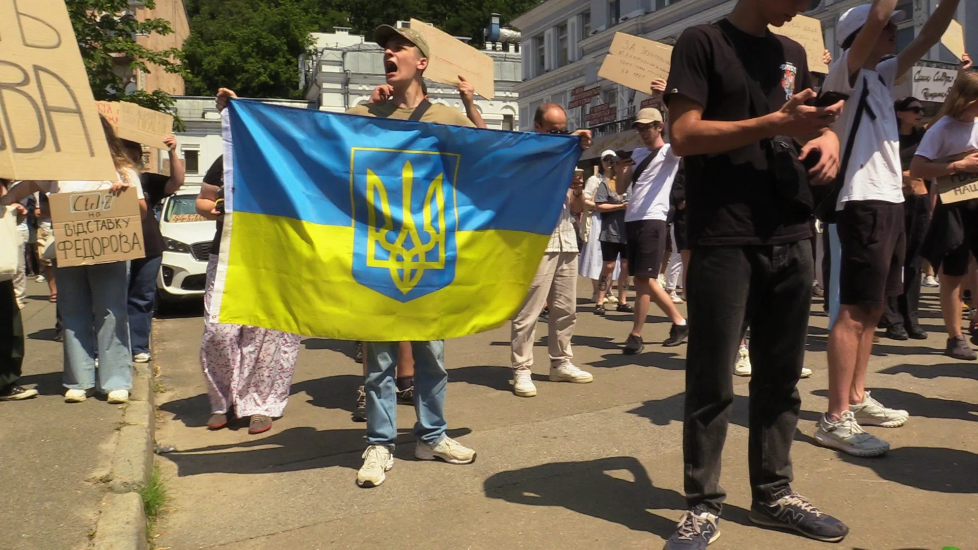 Zelenskyj ucraino ha creato un rivale licenziando il suo ministro della Difesa?