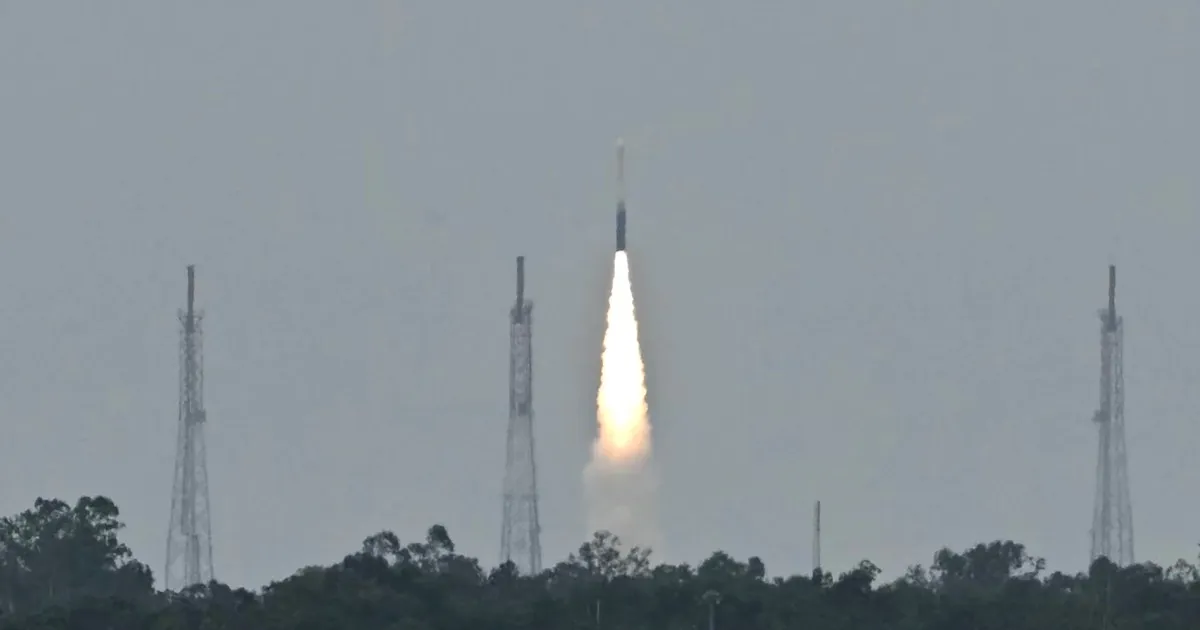 L’India raggiunge un traguardo importante con il lancio del primo razzo orbitale del settore privato