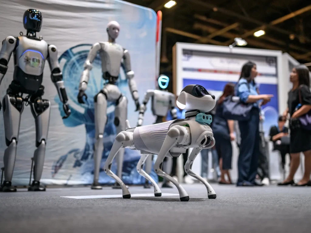 Centinaia di esperti avvertono che il mondo deve prepararsi ora all’impatto dell’intelligenza artificiale