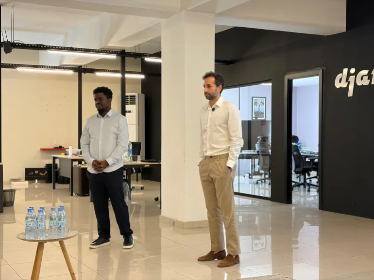 I cofondatori di Djamo, Regis Bamba, a sinistra, e Hassan Bourgi stanno costruendo una piattaforma bancaria digitale volta a cambiare il modo in cui i consumatori accedono ai servizi finanziari nell'Africa occidentale francofona