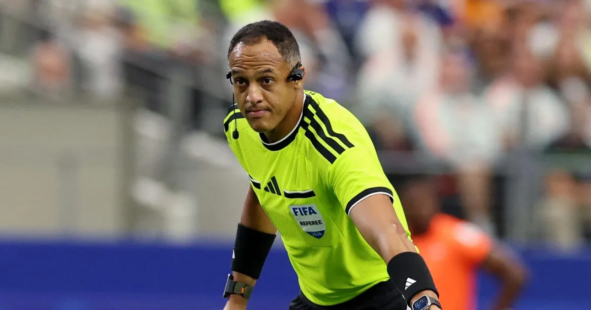 Coppa del Mondo FIFA: incontra Ismail Elfath, arbitro della semifinale Inghilterra-Argentina