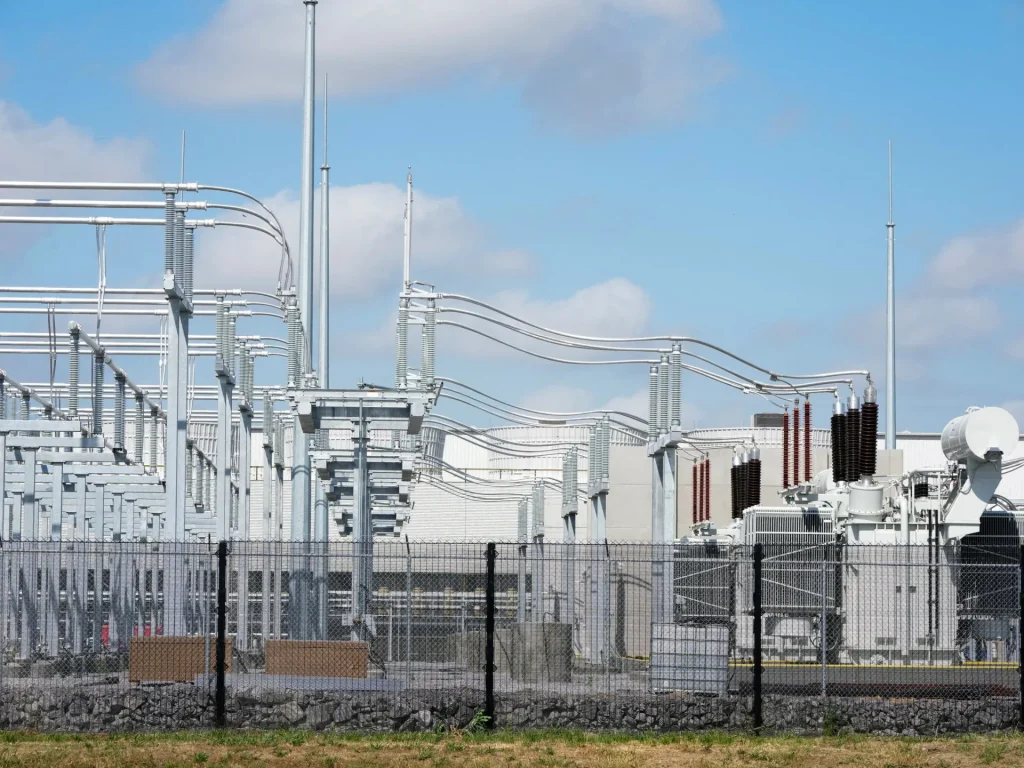 L’ondata di caldo negli Stati Uniti solleva allarmi sulle richieste energetiche dei data center AI